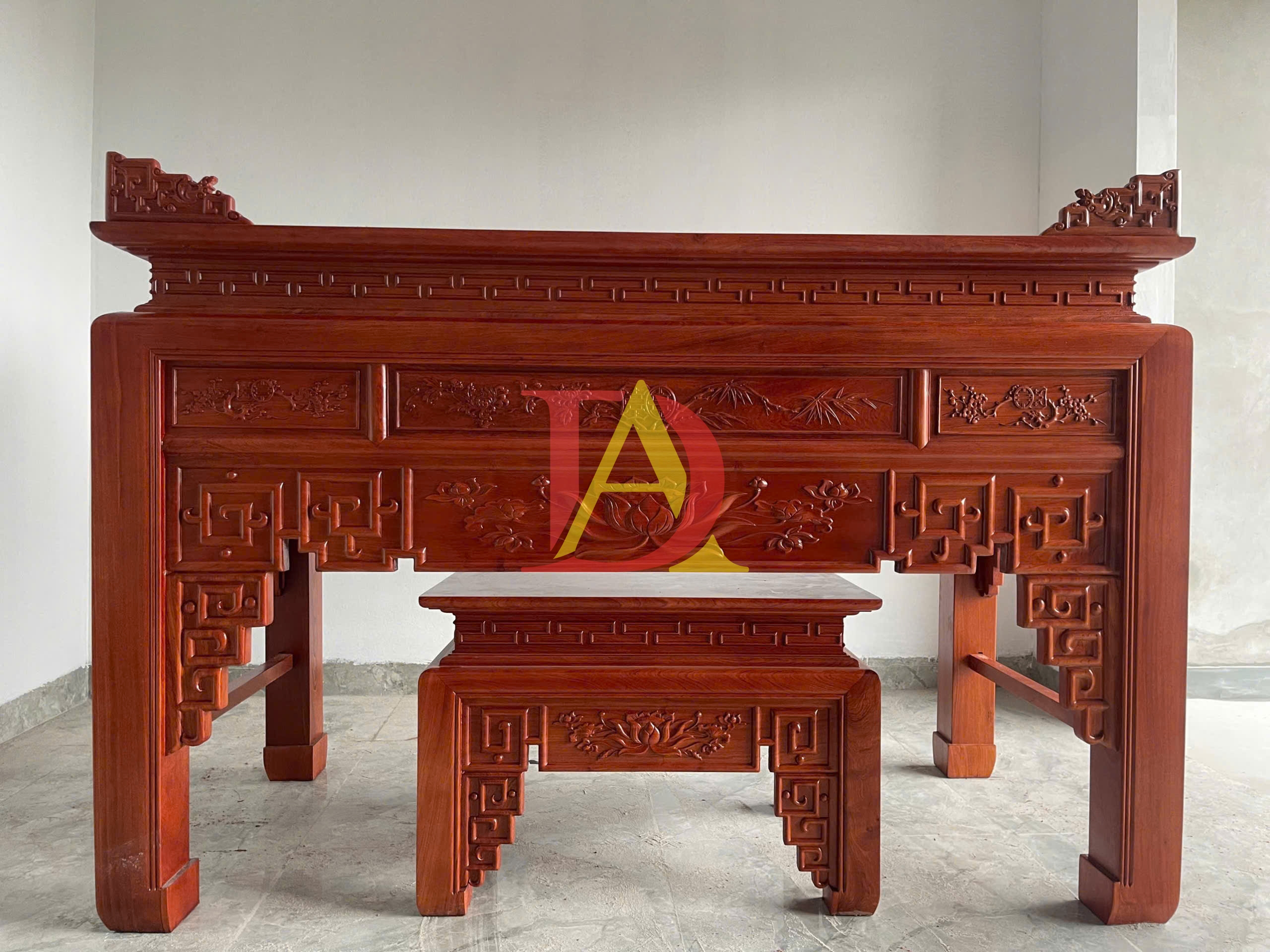 Bàn Thờ Mẫu Sen Gỗ Hương Đá Chân 12 Dài 197 Rộng 97 Cao 127 Bàn thờ mẫu sen gỗ hương