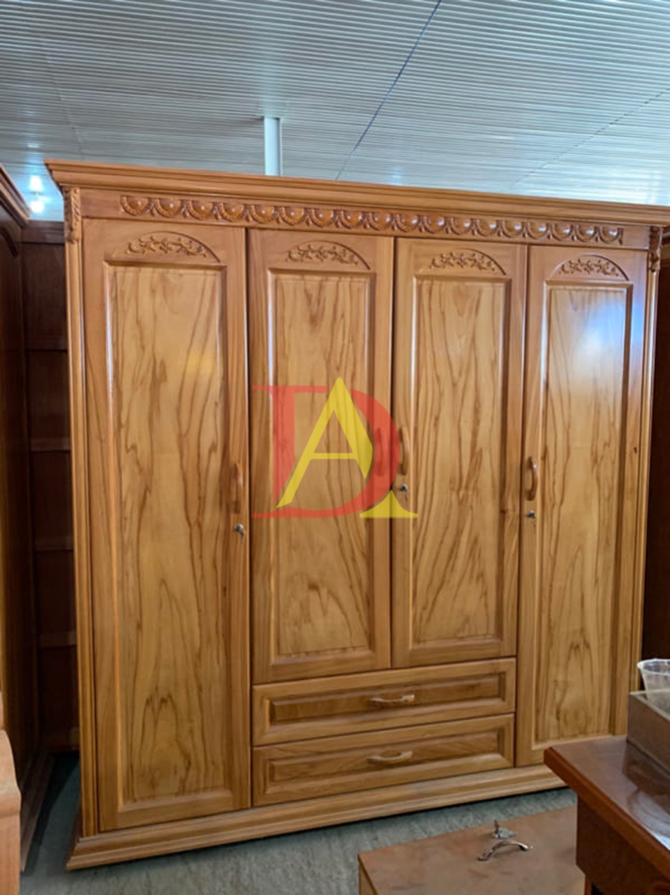 Tủ Quần Áo Gỗ Gõ Đỏ 1M8